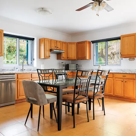 Casa Do Dizimo * 富尔纳斯